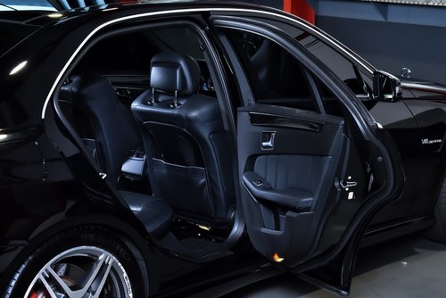 2012 Mercedes-Benz E63 AMG Sedan 5,5L V8 till salu (bild 60 av 118)