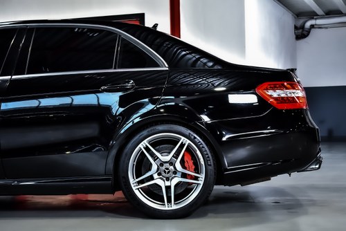 2012 Mercedes-Benz E63 AMG Sedan 5,5L V8 till salu (bild 90 av 118)