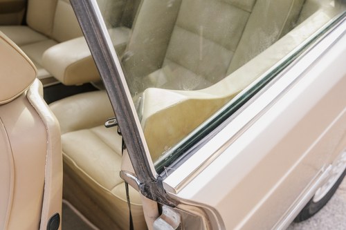 1990 Mercedes-Benz C126 560SEC à venda (imagem 21 de 177)