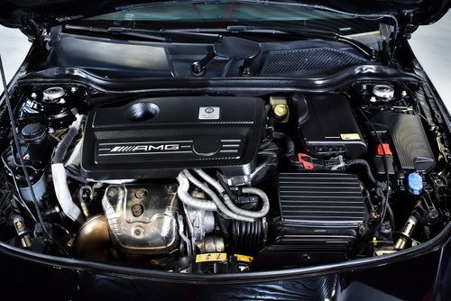 2014 Mercedes-Benz CLA45 AMG Sedan till salu (bild 80 av 87)