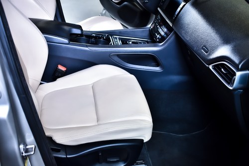 2017 Jaguar F-Pace 35t SUV Premium 3,0L V6 till salu (bild 41 av 82)