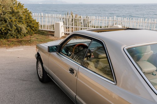 1990 Mercedes-Benz C126 560SEC à venda (imagem 90 de 177)