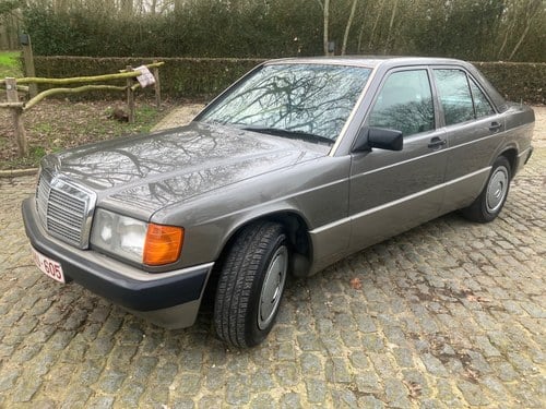 1990 Mercedes-Benz W201 190D 2L Manual till salu (bild 3 av 45)
