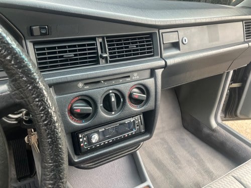 1990 Mercedes-Benz W201 190D 2L Manual till salu (bild 12 av 45)