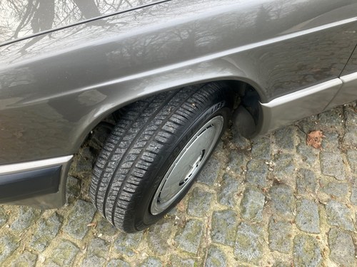 1990 Mercedes-Benz W201 190D 2L Manual till salu (bild 27 av 45)