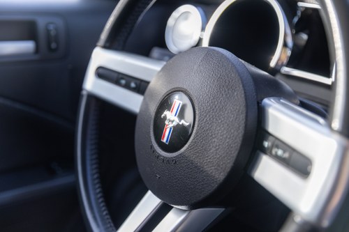 2007 Ford Mustang GT Coupé till salu (bild 74 av 201)