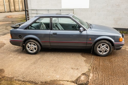 1985 Ford Escort XR3i In vendita (immagine 13 di 216)