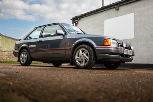 1985 Ford Escort XR3i In vendita (immagine 24 di 216)