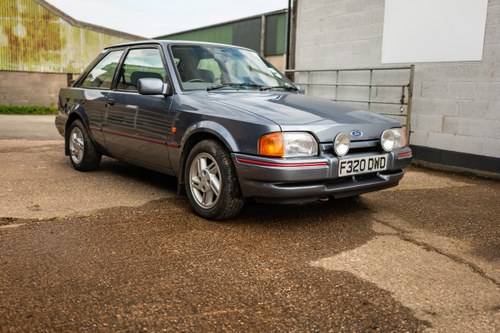 1985 Ford Escort XR3i In vendita (immagine 4 di 216)