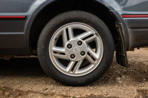 1985 Ford Escort XR3i In vendita (immagine 36 di 216)