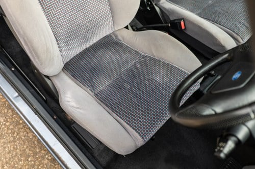 1985 Ford Escort XR3i In vendita (immagine 59 di 216)