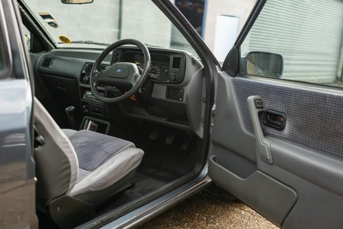 1985 Ford Escort XR3i In vendita (immagine 100 di 216)
