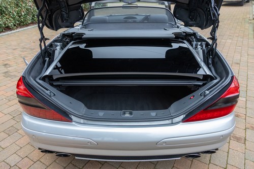 2004 Mercedes-Benz R230 SL55 AMG In vendita (immagine 104 di 214)