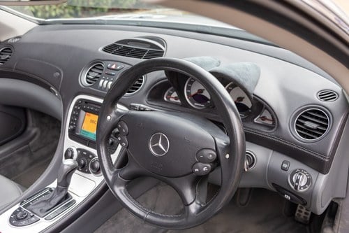2004 Mercedes-Benz R230 SL55 AMG In vendita (immagine 68 di 214)