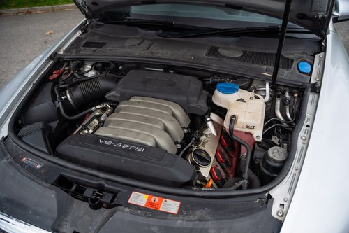 2006 Audi A6 3.2 FSI Quattro Avant Te koop (foto 123 van 144)