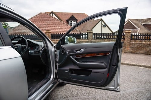 2006 Audi A6 3.2 FSI Quattro Avant Te koop (foto 20 van 144)