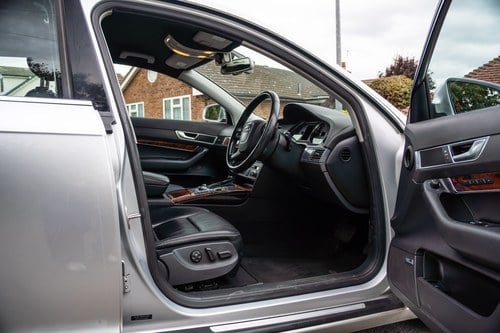 2006 Audi A6 3.2 FSI Quattro Avant Te koop (foto 26 van 144)