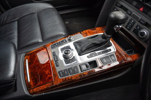 2006 Audi A6 3.2 FSI Quattro Avant Te koop (foto 36 van 144)