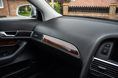 2006 Audi A6 3.2 FSI Quattro Avant Te koop (foto 59 van 144)