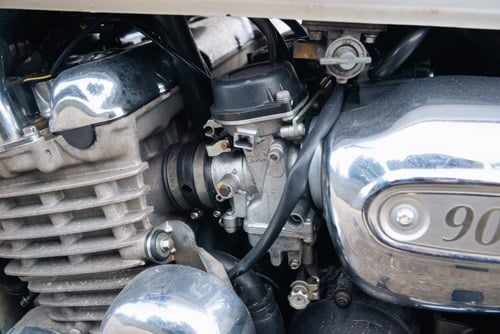 1997 Triumph Thunderbird 900 zum Verkauf (Bild 80 von 97)