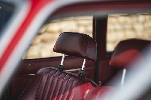 1974 Volvo 145 DL 32,650 miles from new For Sale (picture 47 of 177)