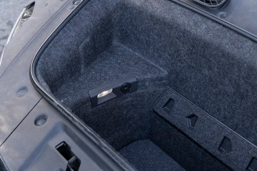 2013 Audi R8 Type 42 4.2L V8 FSI Quattro Coupe till salu (bild 50 av 93)