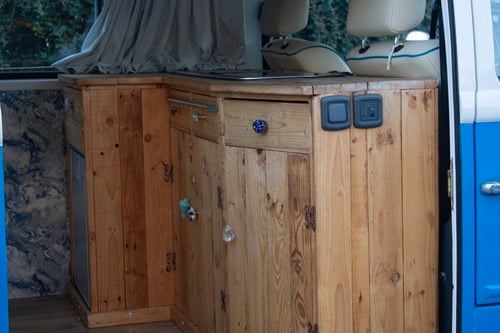 2009 Volkswagen T2 ‘Brazil’ Camper Van à venda (imagem 25 de 63)