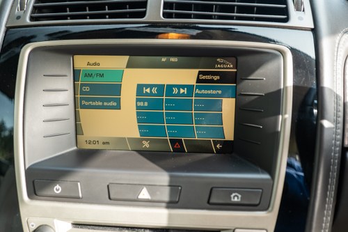 2009 Jaguar XKR zum Verkauf (Bild 39 von 282)