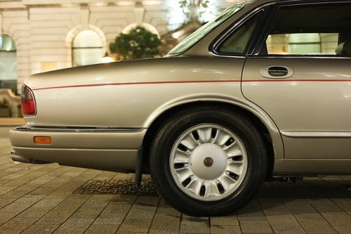 1995 Daimler X305 Double Six LWB Te koop (foto 189 van 235)