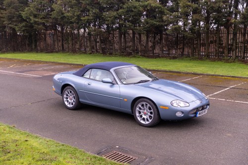 2001 Jaguar XKR Convertible (X100) For Sale (picture 29 of 244)