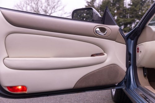 2001 Jaguar XKR Convertible (X100) For Sale (picture 52 of 244)