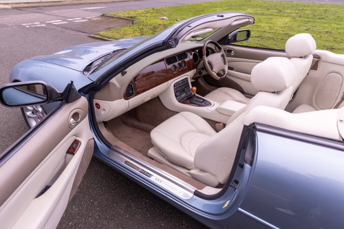 2001 Jaguar XKR Convertible (X100) For Sale (picture 55 of 244)