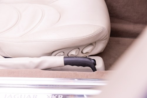 2001 Jaguar XKR Convertible (X100) For Sale (picture 91 of 244)