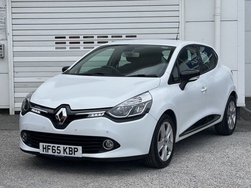 2015 RENAULT CLIO 0.9 TCe Dynamique Nav Hatchback 5dr Petrol Till salu