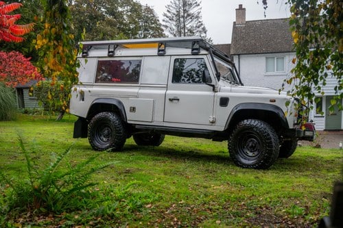 2008 Land Rover Defender 110 In vendita (immagine 6 di 200)