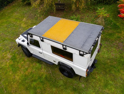 2008 Land Rover Defender 110 In vendita (immagine 12 di 200)