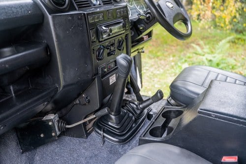 2008 Land Rover Defender 110 In vendita (immagine 42 di 200)