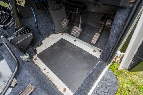 2008 Land Rover Defender 110 In vendita (immagine 61 di 200)