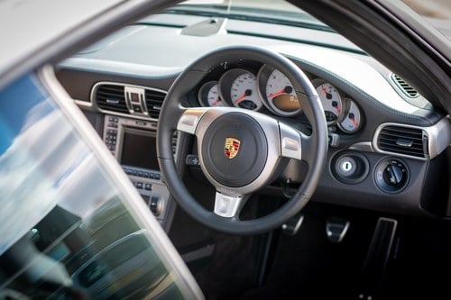 2005 Porsche 997.1 911 Carrera 2 3.8S Manual Te koop (foto 2 van 202)