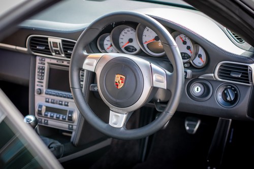 2005 Porsche 997.1 911 Carrera 2 3.8S Manual Te koop (foto 14 van 202)