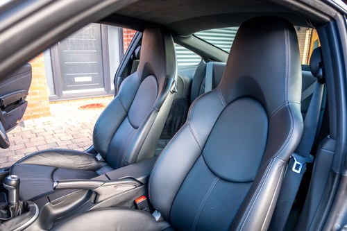 2005 Porsche 997.1 911 Carrera 2 3.8S Manual Te koop (foto 6 van 202)