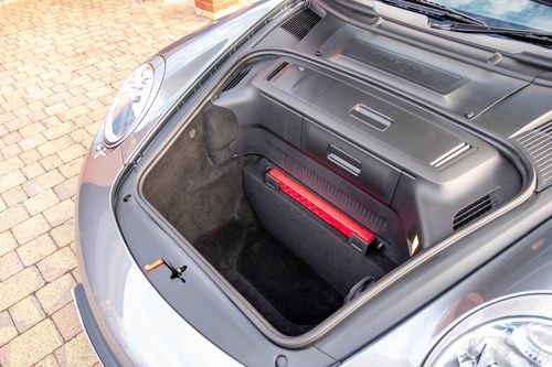 2005 Porsche 997.1 911 Carrera 2 3.8S Manual Te koop (foto 70 van 202)