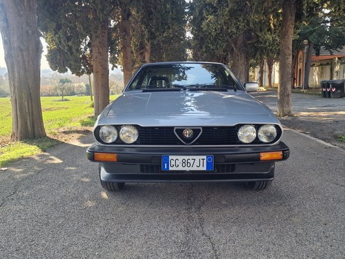 1985 Alfa Romeo Alfetta GTV 2.0 till salu (bild 10 av 95)