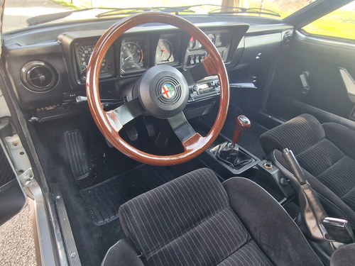 1985 Alfa Romeo Alfetta GTV 2.0 till salu (bild 27 av 95)