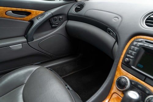 2004 Mercedes-Benz R230 SL500 à venda (imagem 33 de 108)