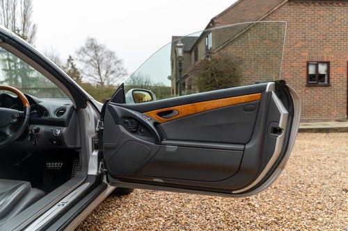 2004 Mercedes-Benz R230 SL500 à venda (imagem 40 de 108)