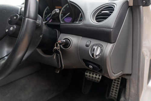 2004 Mercedes-Benz R230 SL500 à venda (imagem 42 de 108)