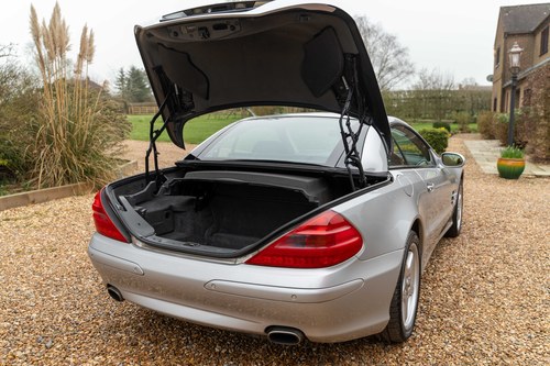 2004 Mercedes-Benz R230 SL500 à venda (imagem 48 de 108)