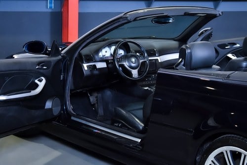 2003 BMW (E46) M3 Convertible 3,2L “Manual w O/D” zum Verkauf (Bild 30 von 96)