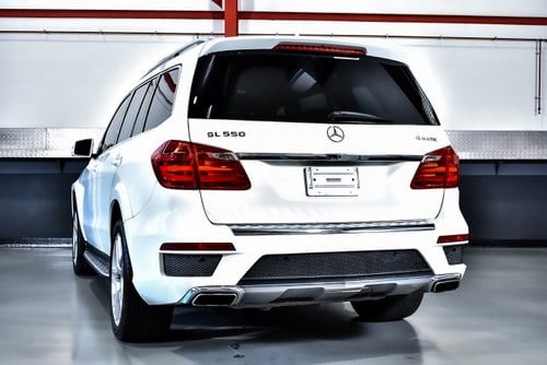 2015 Mercedes-Benz GL550 4Matic SUV 4,7L V8 (7 seat) In vendita (immagine 16 di 93)